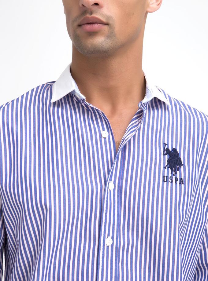 USPA CLASSIC FIT STRIPE SHIRT IN POPLIN For Sale