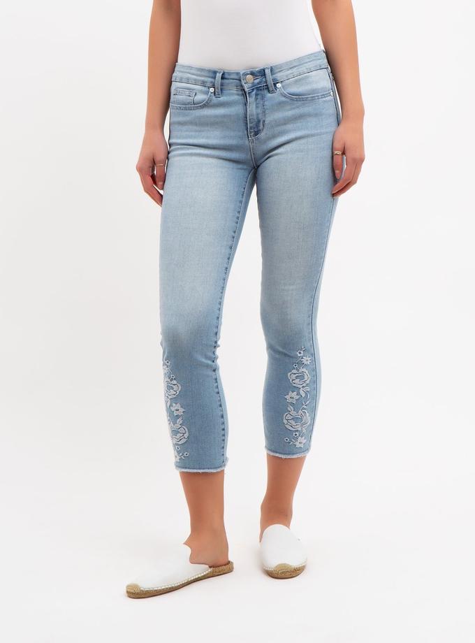 USPA FLORAL EMBROIDERED MID RISE SLIM FIT JEANS On Sale