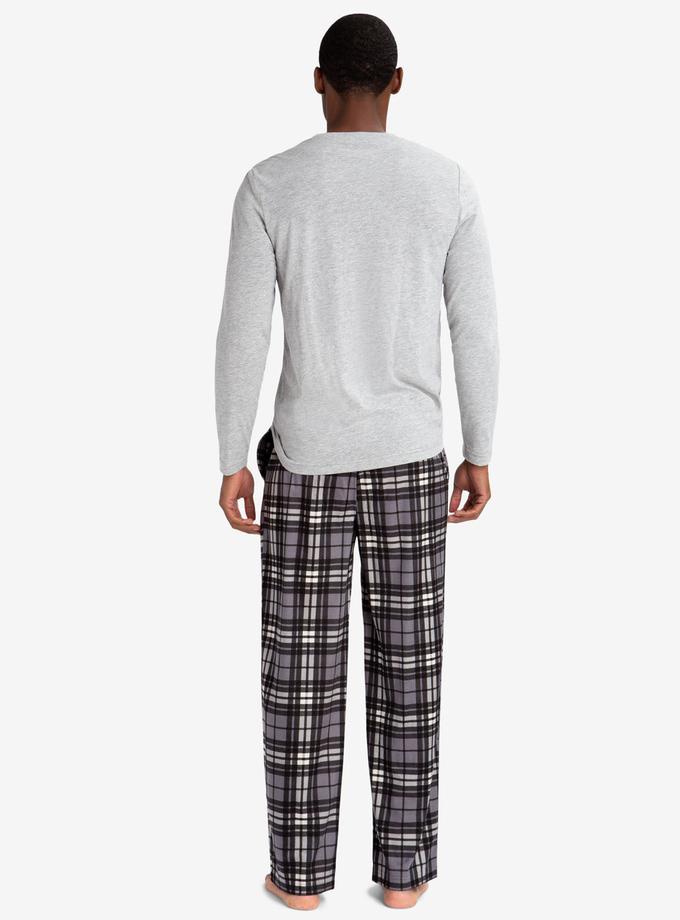 USPA LOUNGE  SET: LONG SLEEVE TEE & LUXE FLEECE PANTS For Sale