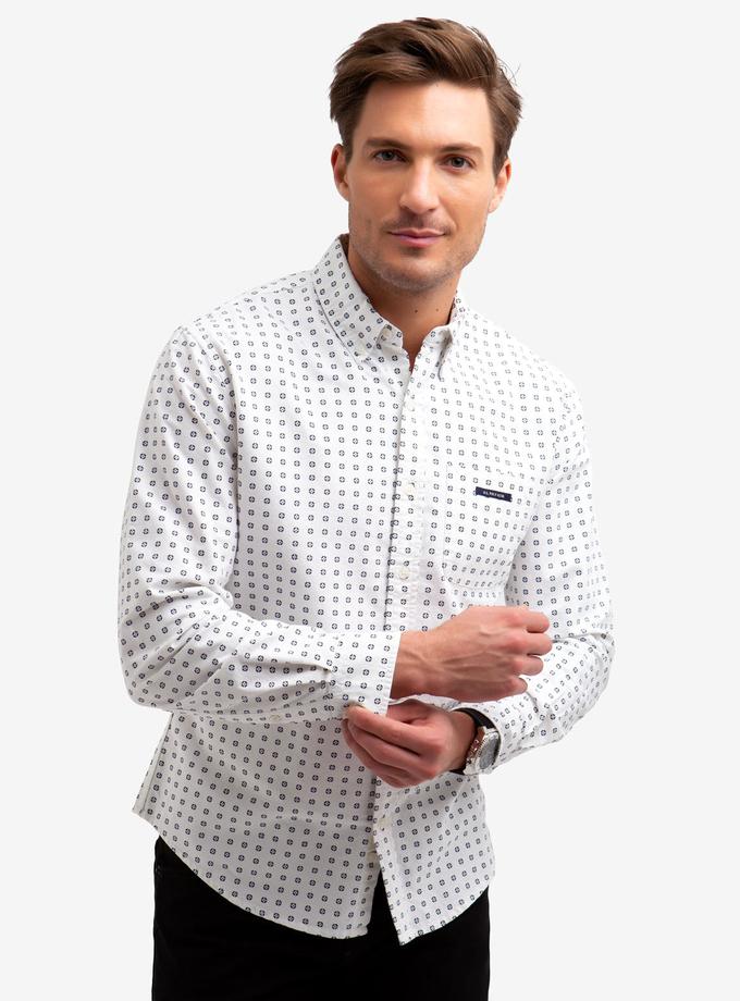 USPA NO-TUCK GEOMETRIC PRINT OXFORD SHIRT. Best Buy